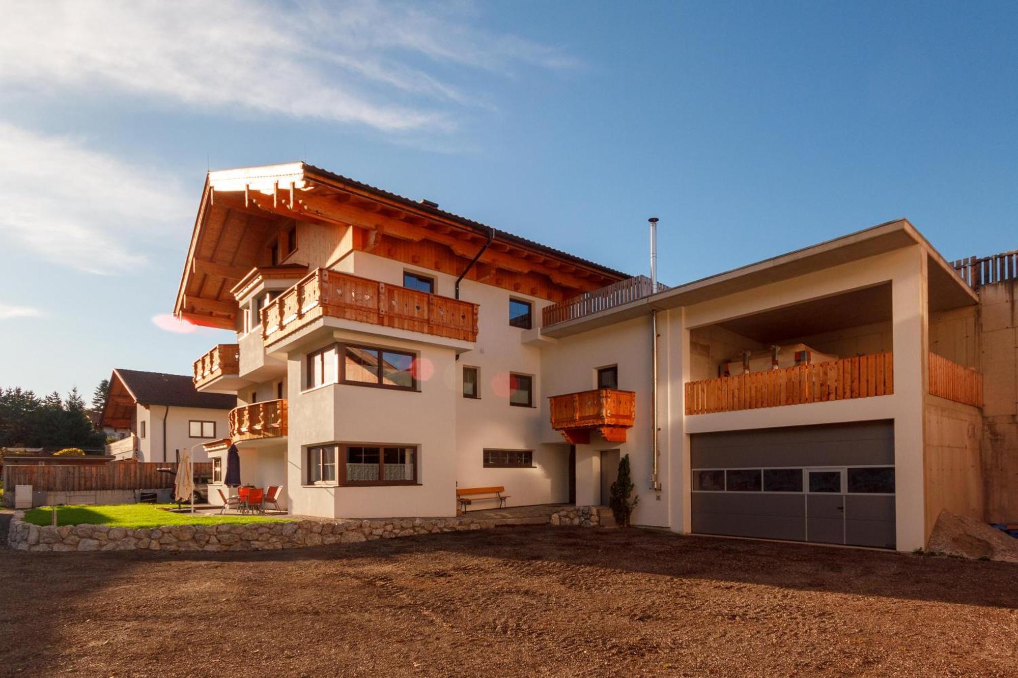 Ferienwohnung Am Bauernhof, Korbingerhof Rinn Exterior photo