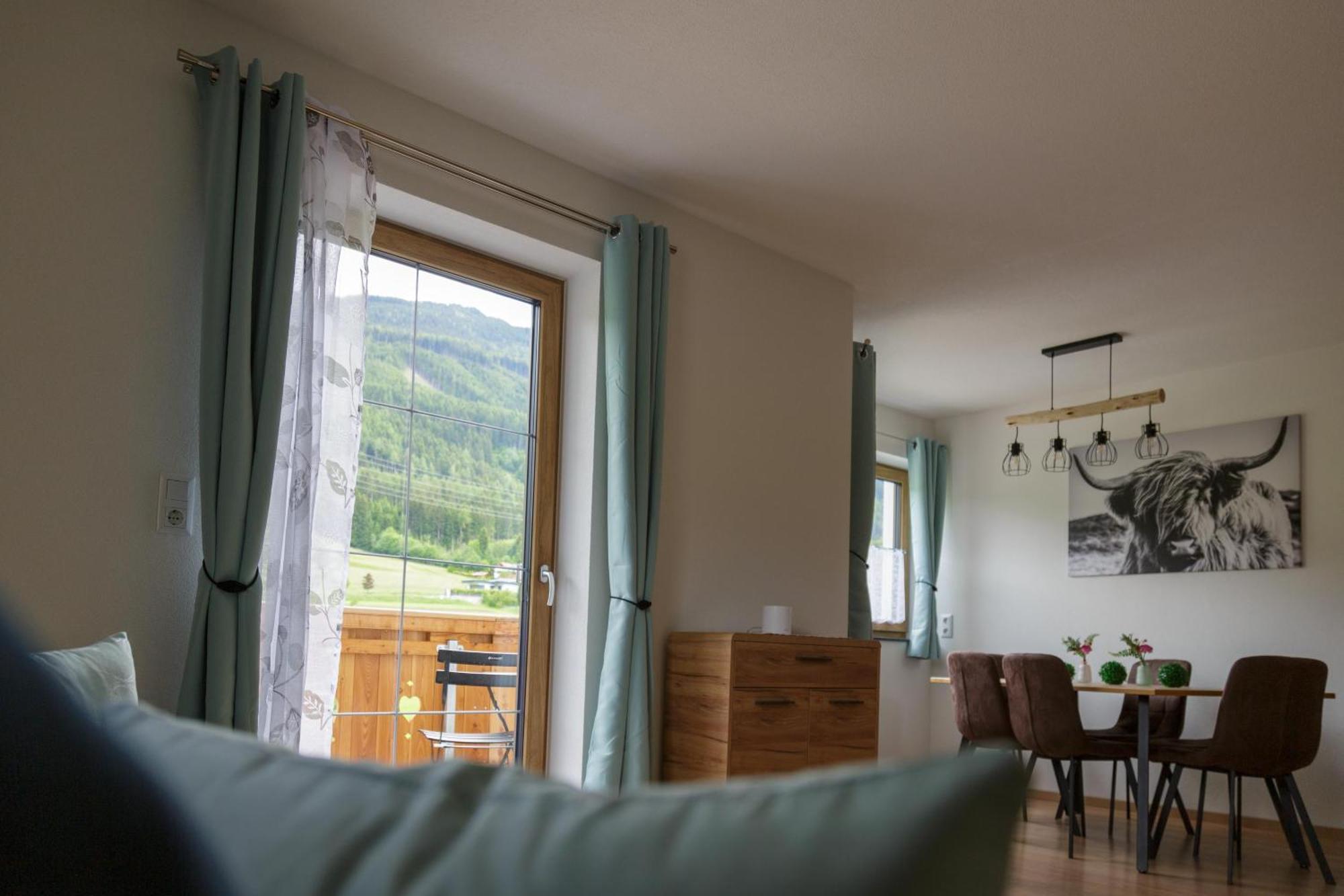 Ferienwohnung Am Bauernhof, Korbingerhof Rinn Exterior photo