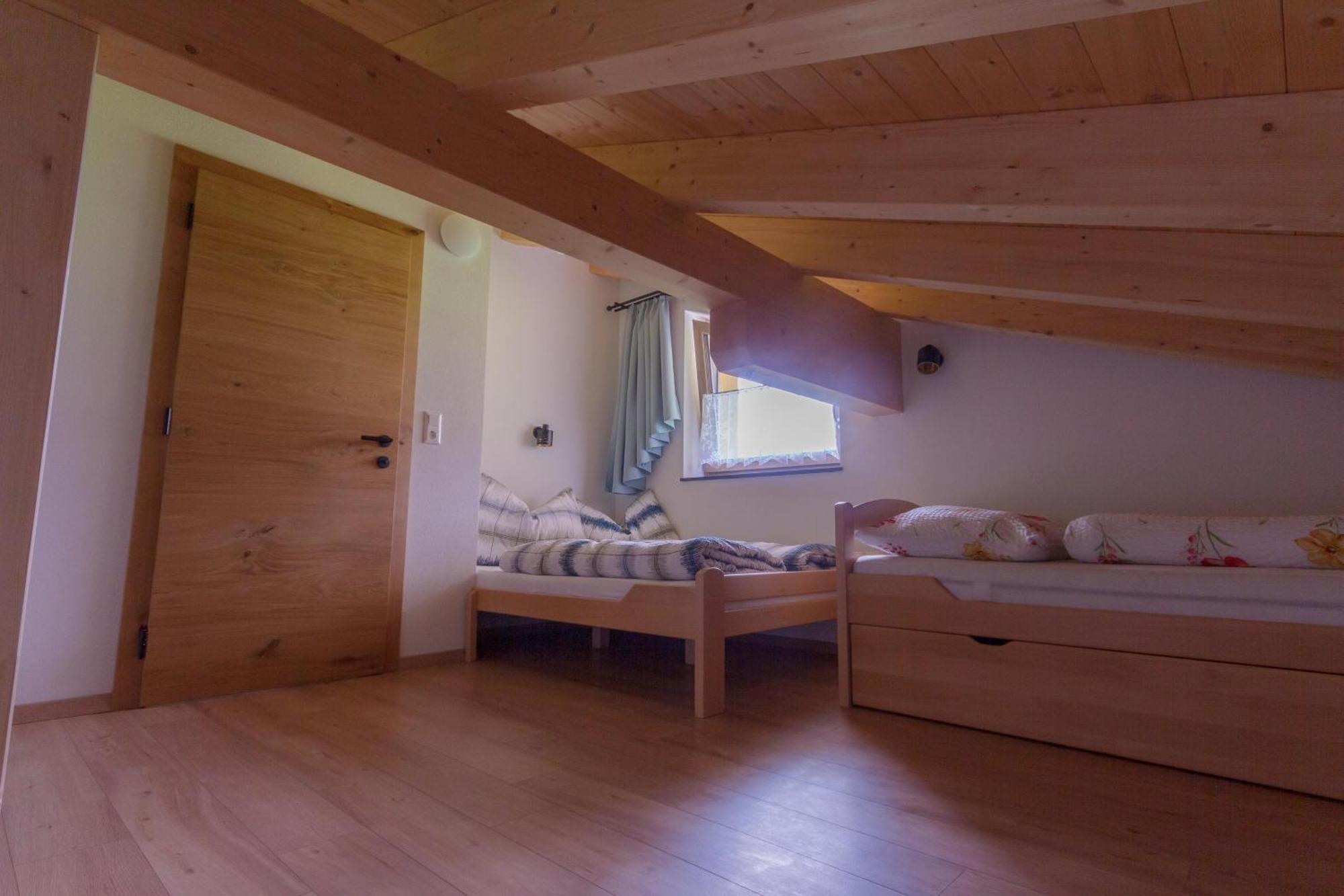 Ferienwohnung Am Bauernhof, Korbingerhof Rinn Exterior photo