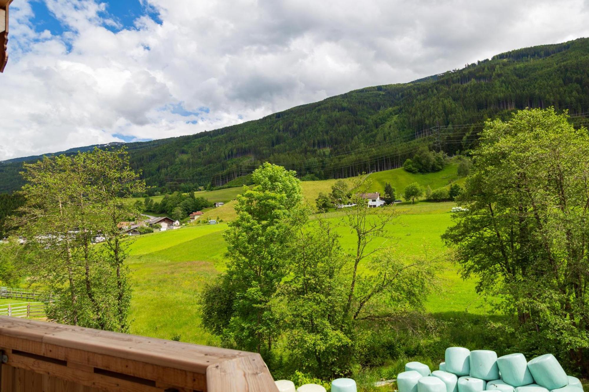 Ferienwohnung Am Bauernhof, Korbingerhof Rinn Exterior photo